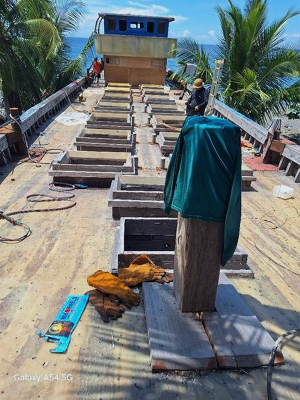 Máquina de inyección de espuma de poliuretano PU en aerosol Máquina de inyección de espuma de poliuretano PU en aerosol